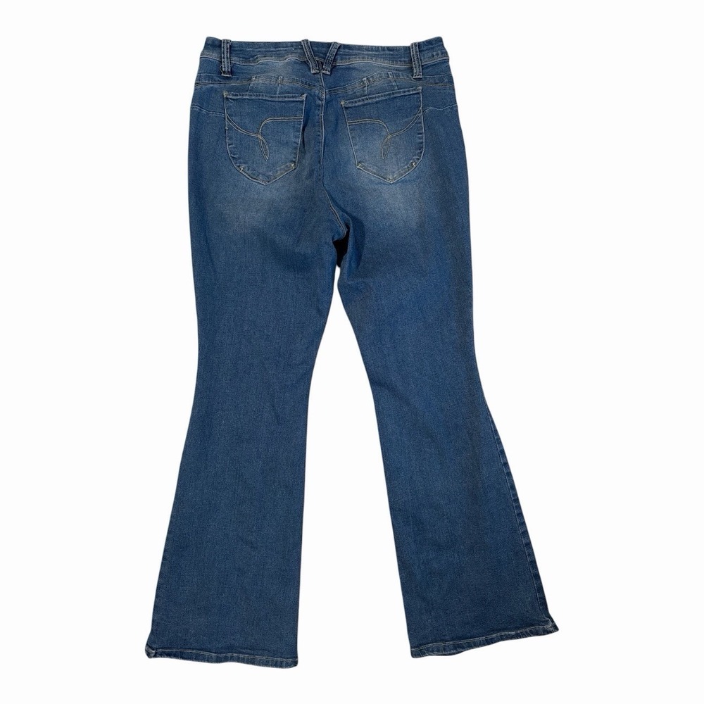 YMI Wanna Betta Butt? High Rise Flare Jeans Size 18 Medium Wash Stretch Denim - Picture 4 of 7